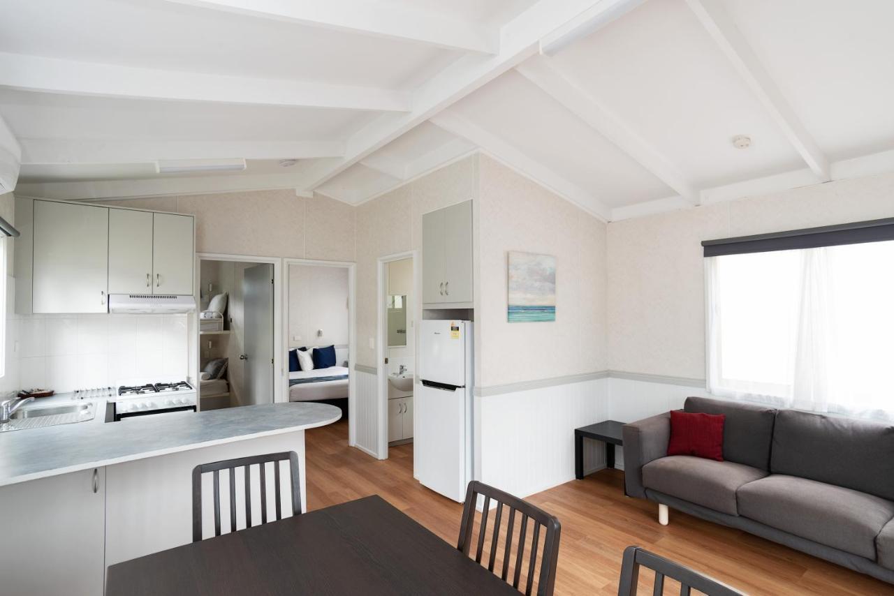 Crestview Tourist Park Otel Queanbeyan Dış mekan fotoğraf